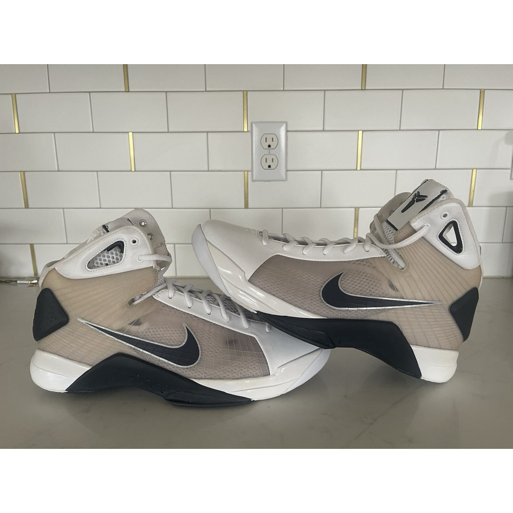 2008 Nike Hyperdunk Kobe Bryant USA Olympics PE – Size 14 Same Size Kobe Wore